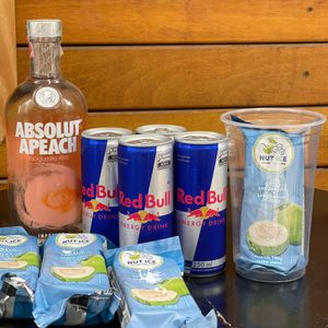 imagem do produto 🍑Absolut Peach + 4 Red Bull + 4 Gelo de Sabor