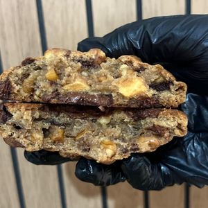 imagem do produto Cookie de Nozes com duplo chocolate 