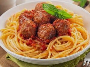 imagem do produto Spaguett Com Almodegas Especial