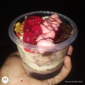 imagem do produto Açaí com ninho c/ Nutella no pote 350ml 