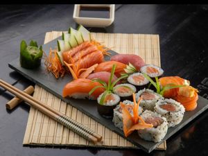 imagem do produto Salmão e atum 16 peças