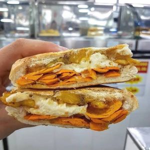 imagem do produto Com tucumã e ovo