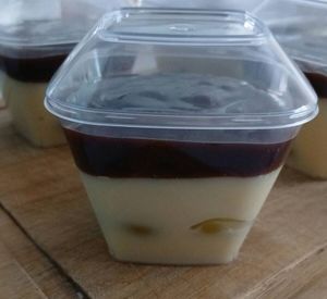 imagem do produto Bombom no pote uva