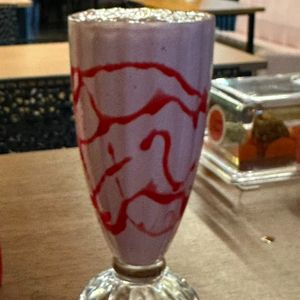 imagem do produto Whey batido com leite e fruta (morango ou banana)