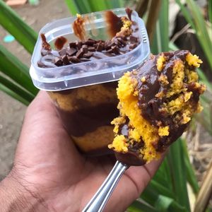 imagem do produto Bolo de cenoura com brigadeiro