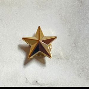 imagem do produto PINGENTE ESTRELA LISA PEQUENA