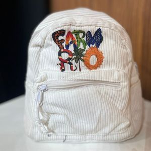 imagem do produto MOCHILINHA FARM RIO BRANCA CADA