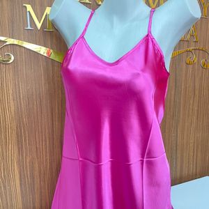 imagem do produto CAMISOLA DE CETIM CADA