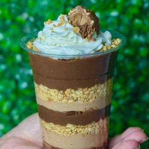 imagem do produto Copo da felicidade FERRERO ROCHER