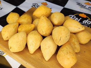 imagem do produto 10 Coxinhas de Frango Fritas na Hora ( Pra Quem Come Pouco )