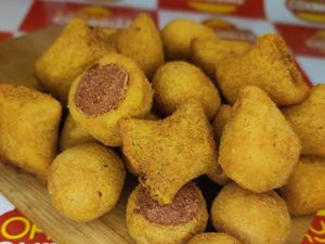 imagem do produto 10 Salgadinhos Sortidos Fritos Na Hora ( Pra Quem come Pouco )