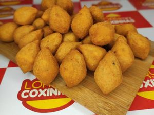 imagem do produto 50 Coxinhas Fritas Na Hora