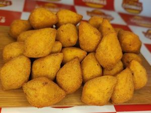 imagem do produto 40 Coxinhas Fritas Na Hora