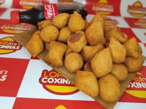 imagem do produto 30 Salgadinhos Sortidos Fritos Na Hora + Coca Cola 250ml