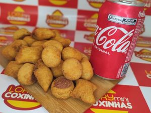 imagem do produto 40 Salgadinhos Sortidos Fritos na Hora + Coca Cola 350ml