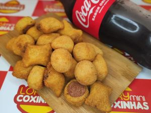 imagem do produto 50 Salgadinhos Sortidos Fritos na Hora + Coca Cola 1l