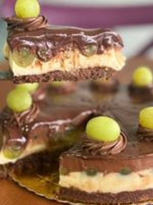 imagem do produto Fatia de Torta - Bombom de Uva