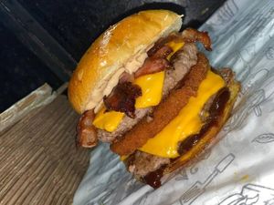 imagem do produto Mega Monster