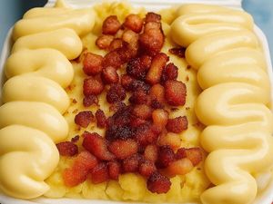 imagem do produto Batata Frita Turbinada Kids ( 4 Queijos 1 Coca de 200,ml )