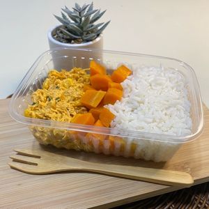 imagem do produto (350g) Fricassê de frango com milho light, cenoura no azeite e arroz