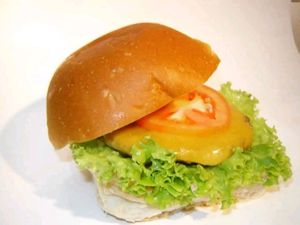 imagem do produto N7 - X - Salada  (Escolha O Pão, Francês Ou De Hamburguer)