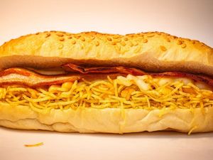 imagem do produto N5 - Hot dog duplo da Rose