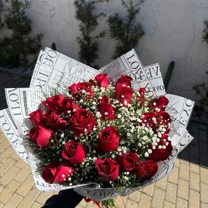 imagem do produto Buquê de 24 rosas premium