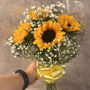 imagem do produto Buquê com 4 girassol