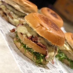 imagem do produto X-Bacon Salada