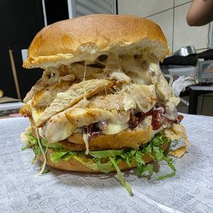 imagem do produto X-Frango Bacon Salada