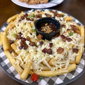 imagem do produto BATATA FRITA C/ QUEIJO E BACON
