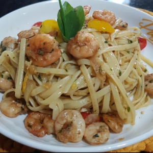imagem do produto LINGUINE COM CAMARÃO 