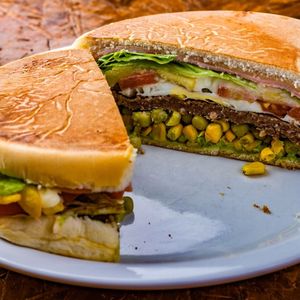 imagem do produto Xis égua - xis calabresa