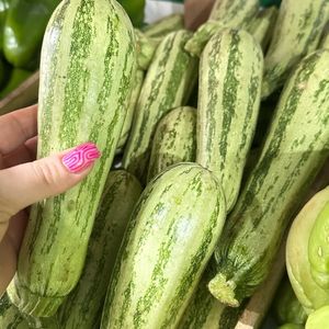 imagem do produto Abobrinha R$ 9,99 Kg 