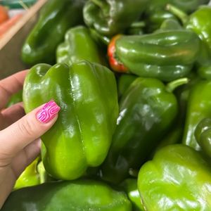 imagem do produto Pimentão verde R$ 11,99 Kg 