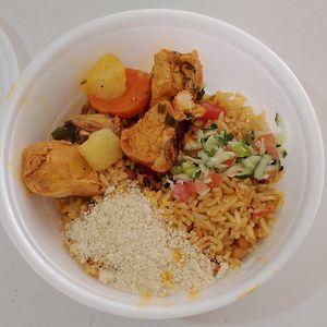 imagem do produto Frango guisado com legumes 