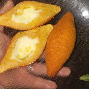 imagem do produto Coxinha queijo e presunto
