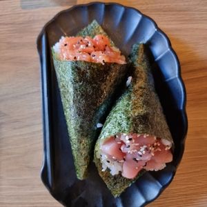imagem do produto TEMAKI FRIO DE SALMÃO 