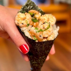 imagem do produto TEMAKI DE CAMARÃO 🍤 
