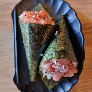 imagem do produto TEMAKI FRIO SALMÃO FILADÉLFIA 