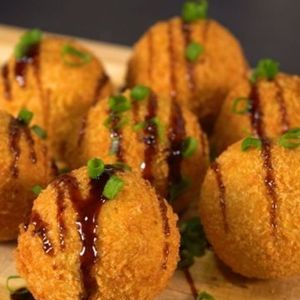 imagem do produto BOLINHA DE SALMÃO 