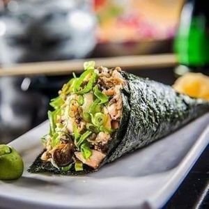 imagem do produto TEMAKI DE SALMÃO GRELHADO 