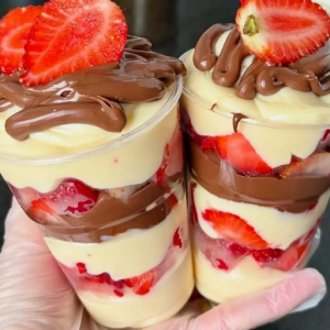 imagem do produto Copo Morango White Nutella 