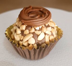 imagem do produto Brigadeiro Ferrero Rocher