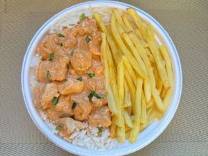 imagem do produto Strogonoff Frango & Fritas + R$ 18,99 leve outra marmitex