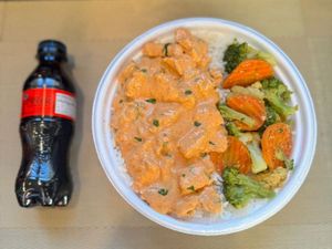 imagem do produto Strogonoff Frango & Legumes + Coca Zero Pet + R$ 18,99 leve outra marmitex