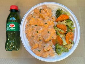 imagem do produto Strogonoff Frango & Legumes + Guaraná Pet + R$ 18,99 leve outra marmitex