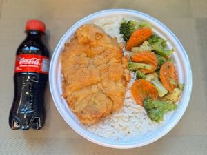 imagem do produto Frango Empanado & Legumes + Coca Pet + R$ 18,99 leve outra marmitex