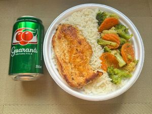 imagem do produto Frango Grelhado & Legumes + lata Guaraná + R$ 14,99 leve outra marmitex