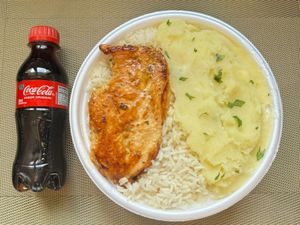 imagem do produto Frango Grelhado & Purê + Coca Pet + R$ 18,99 leve outra marmitex
